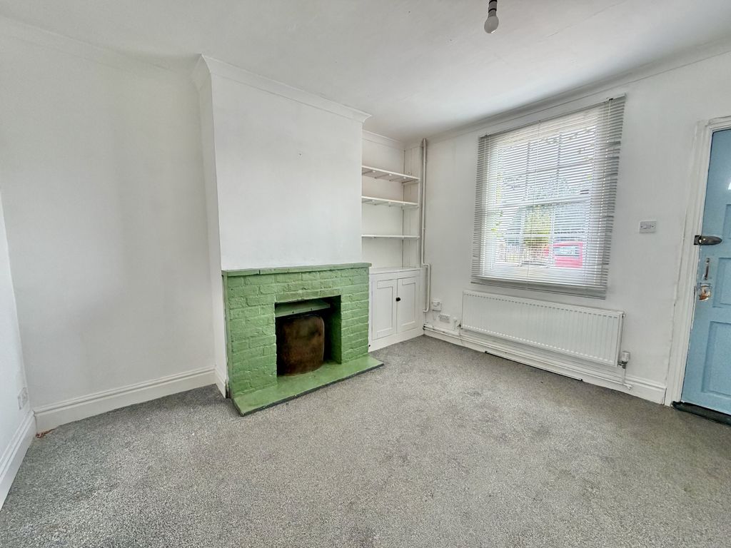 Property photo 3 of 14