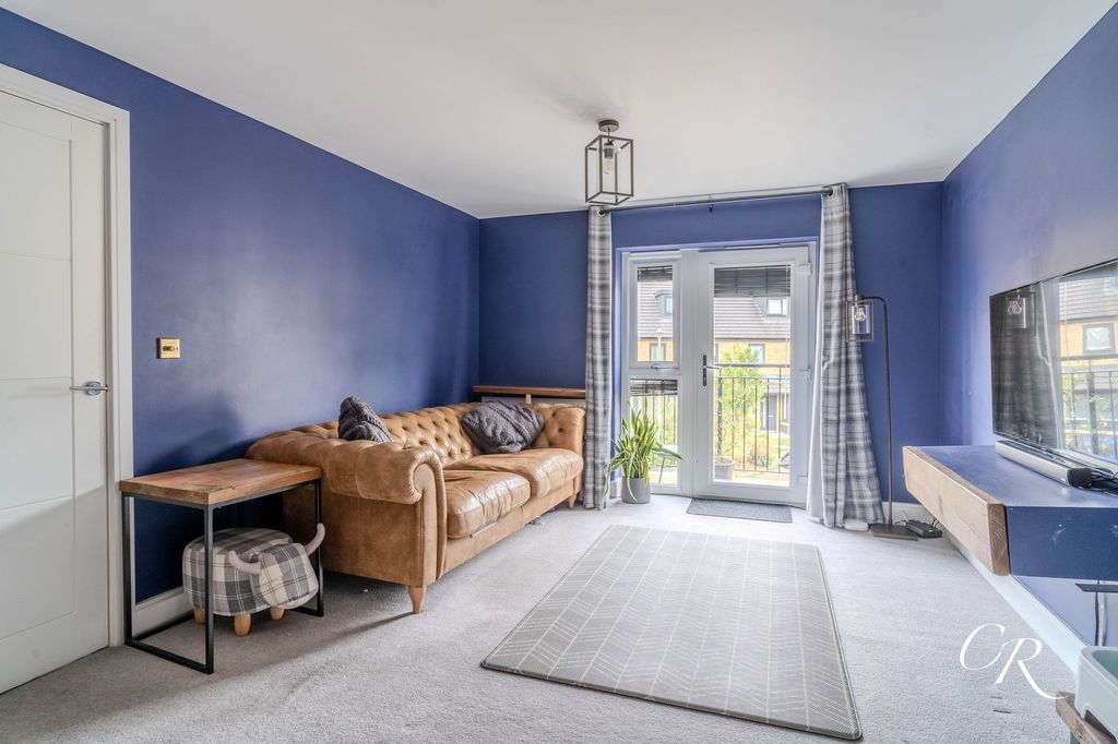 Property photo 3 of 17