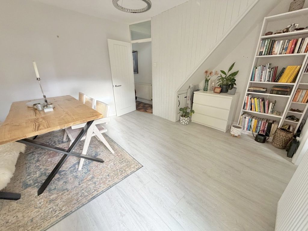 Property photo 3 of 30