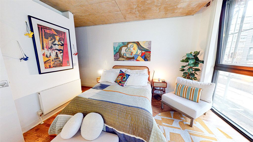 Property photo 2 of 7 Picture No. 06