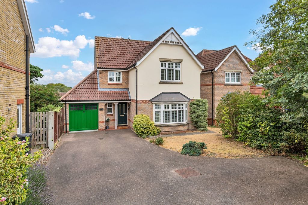 Property photo 1 of 18