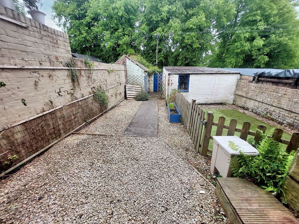 Property photo 3 of 16