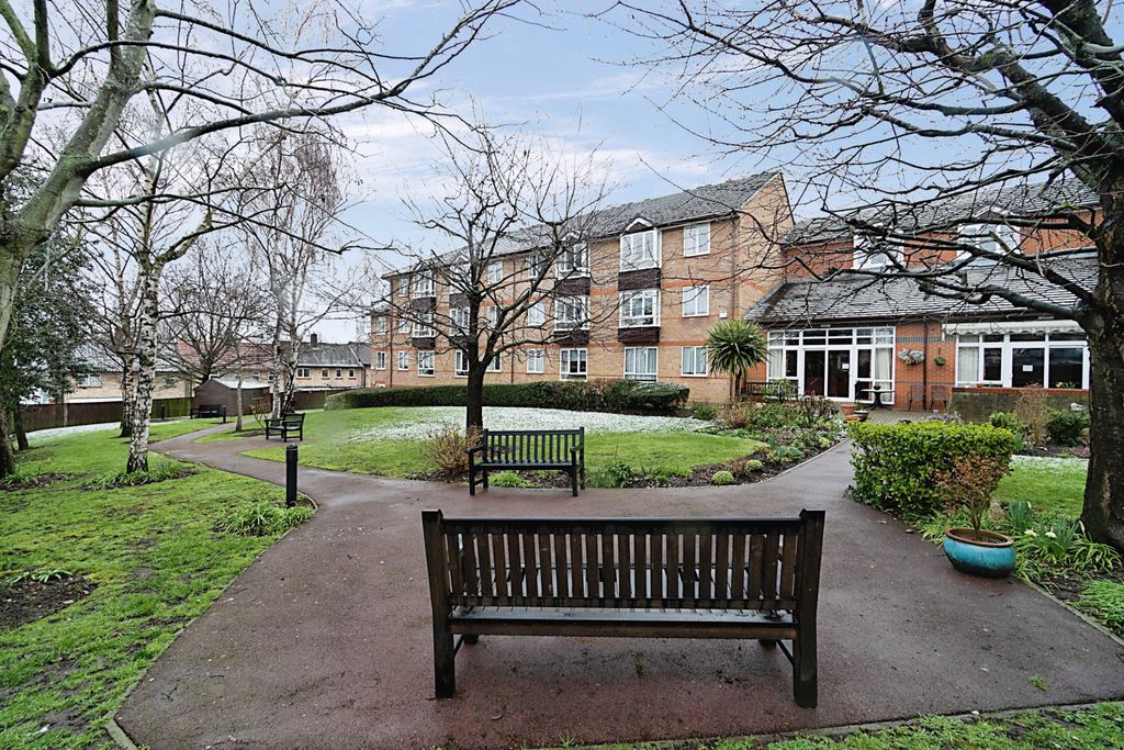 Property photo 1 of 12 Photos Show General