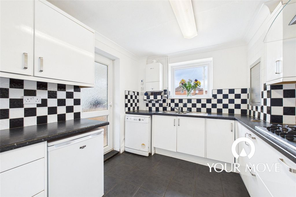 Property photo 3 of 26 Picture No. 37