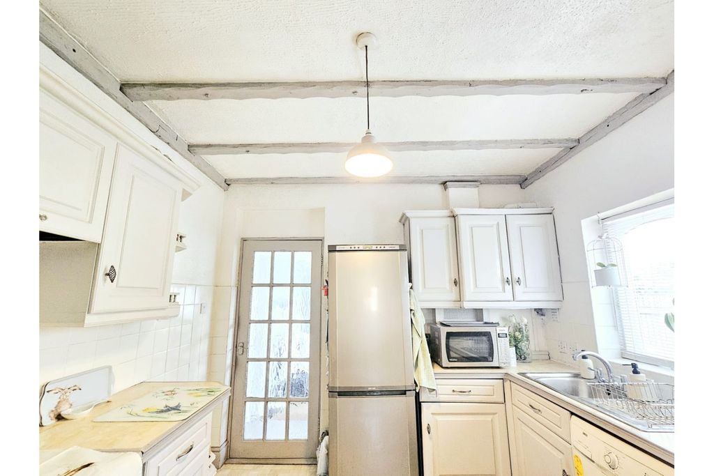 Property photo 3 of 13 Kitchen