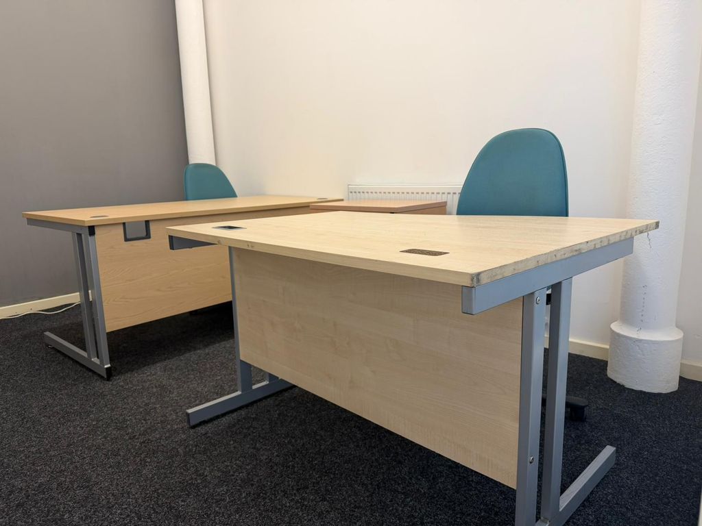 Property photo 2 of 6