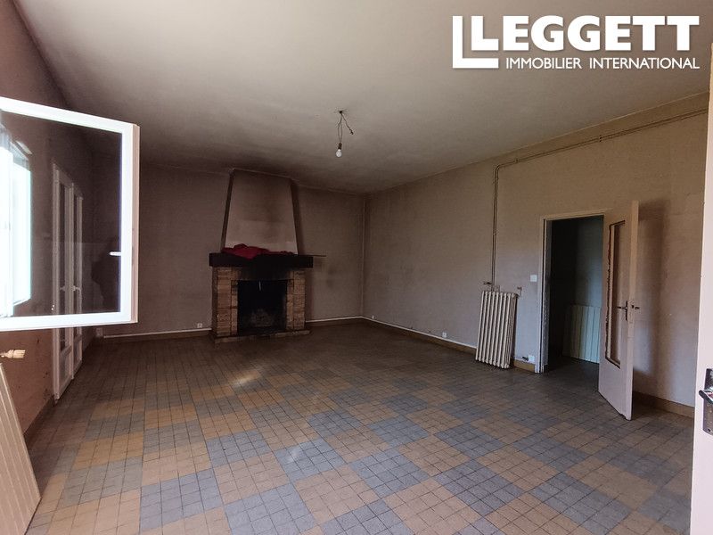 Property photo 3 of 10