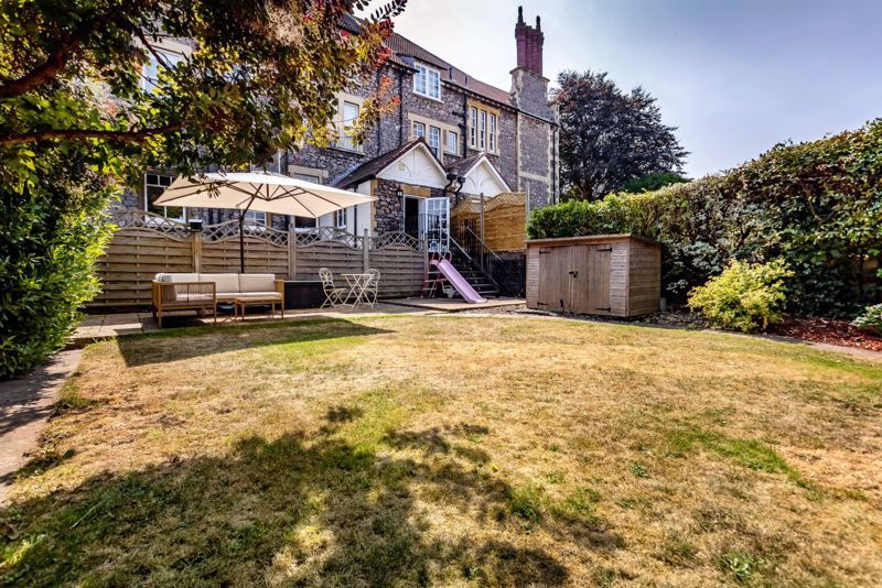 Property photo 2 of 14 Garden