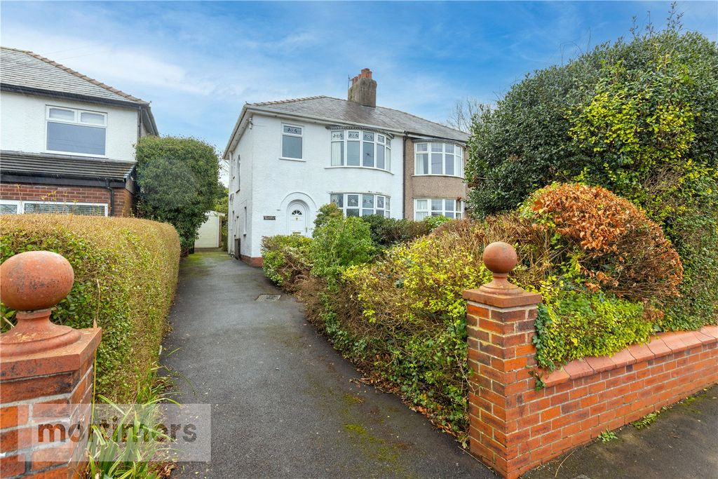 Property photo 1 of 19 Front External