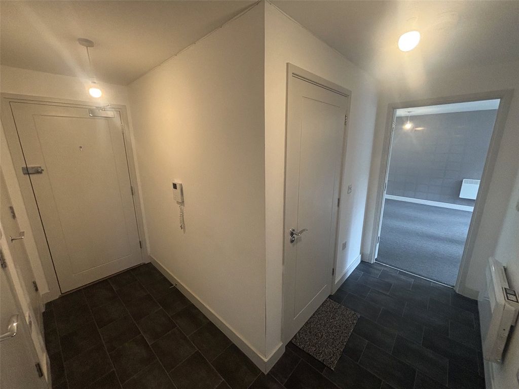 Property photo 2 of 10 Picture No. 05