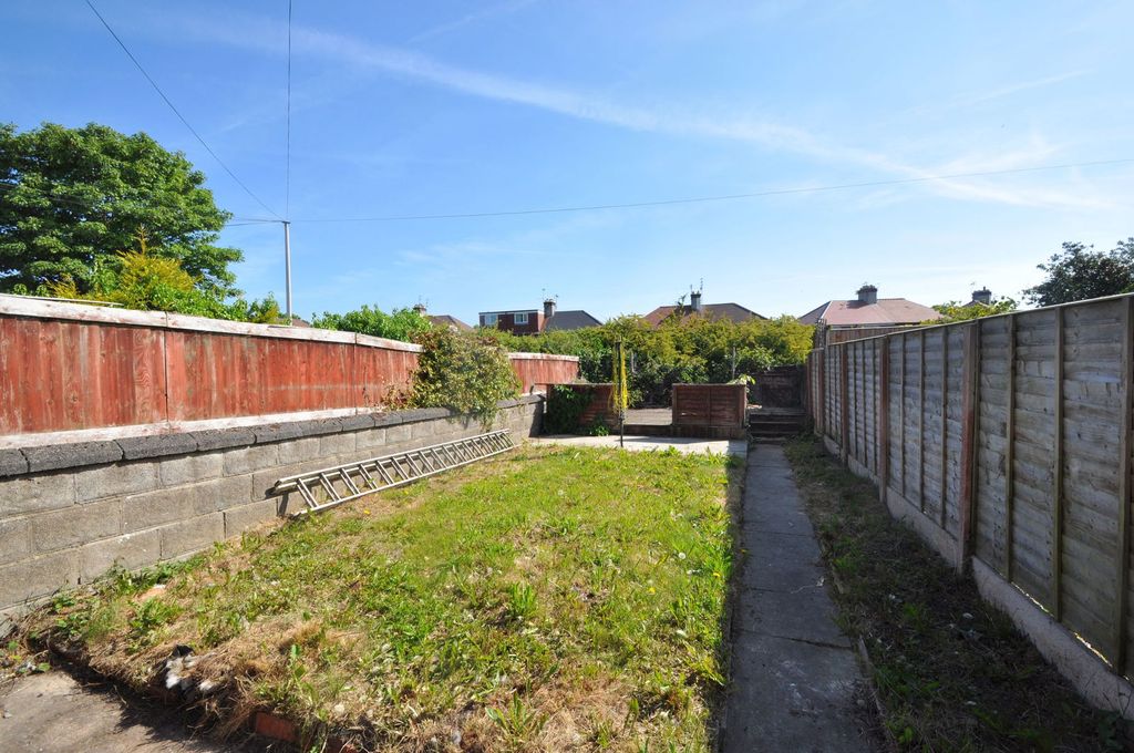 Property photo 3 of 23