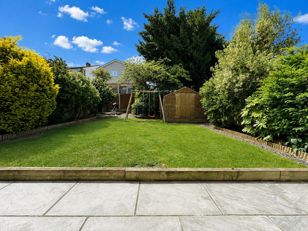 Property photo 2 of 23