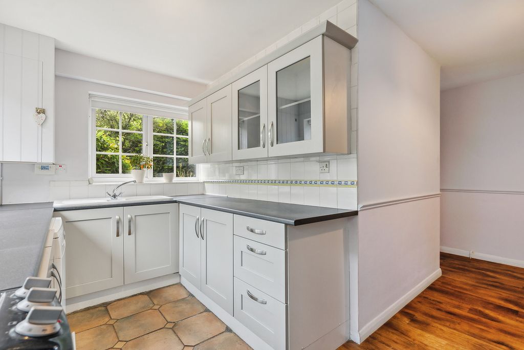 Property photo 1 of 25