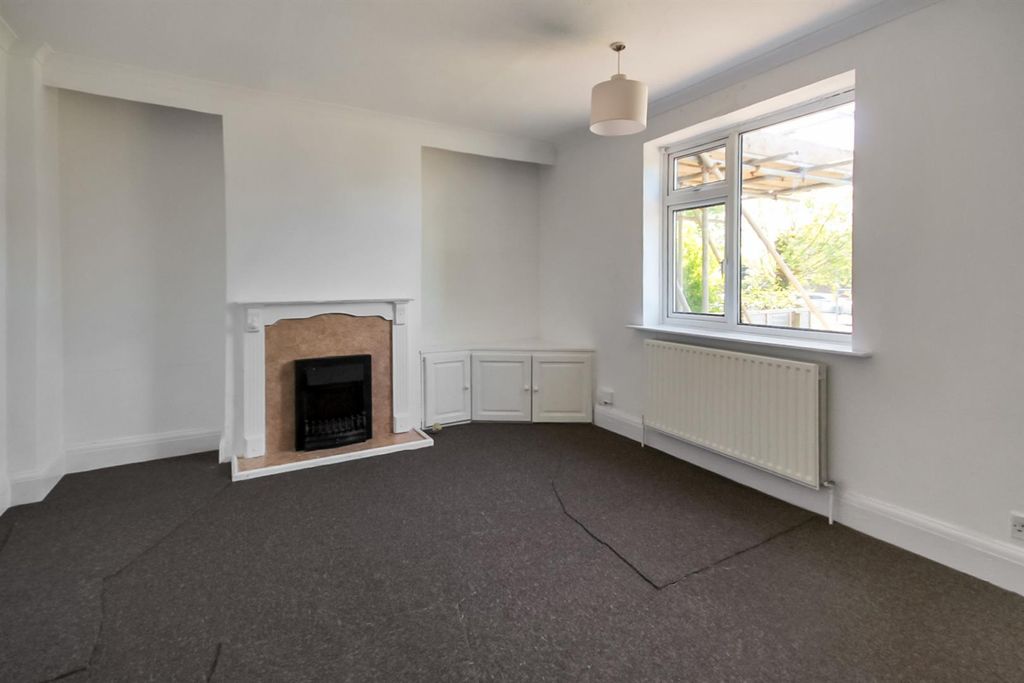 Property photo 2 of 9 Living Room