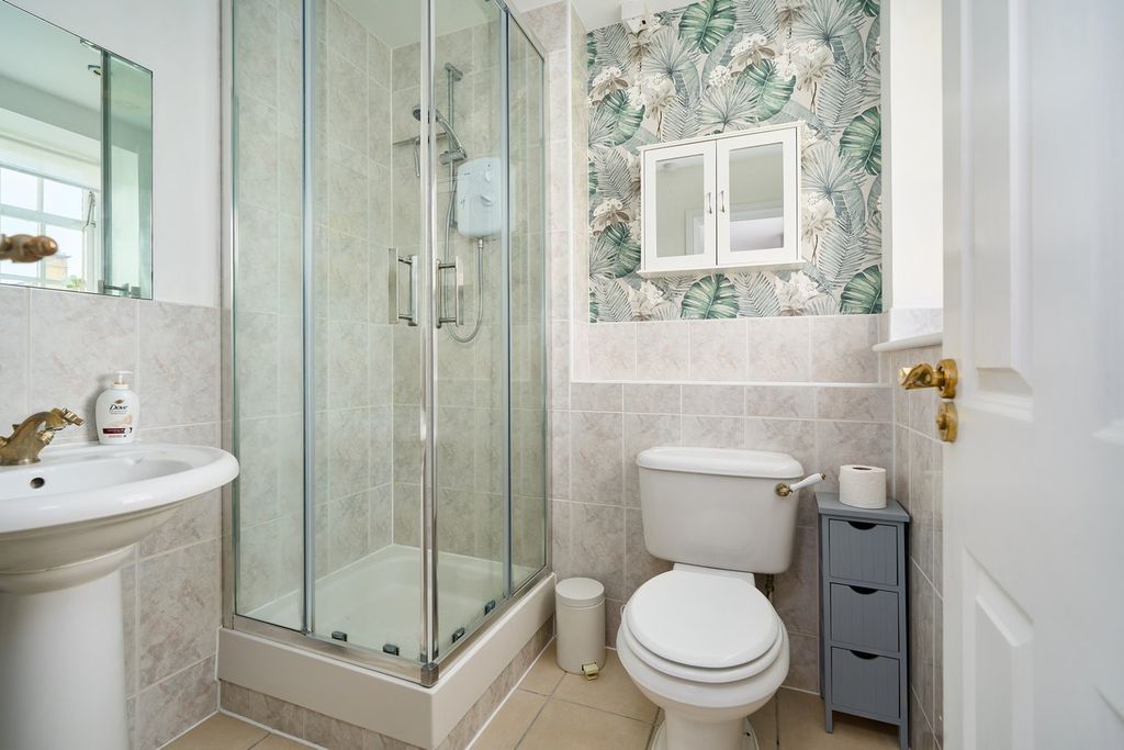 Additional image 6 of 2 bed flat for saleSt Georges Court, Semington BA14