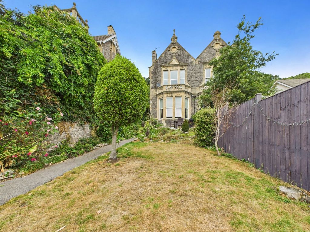 Property photo 1 of 24