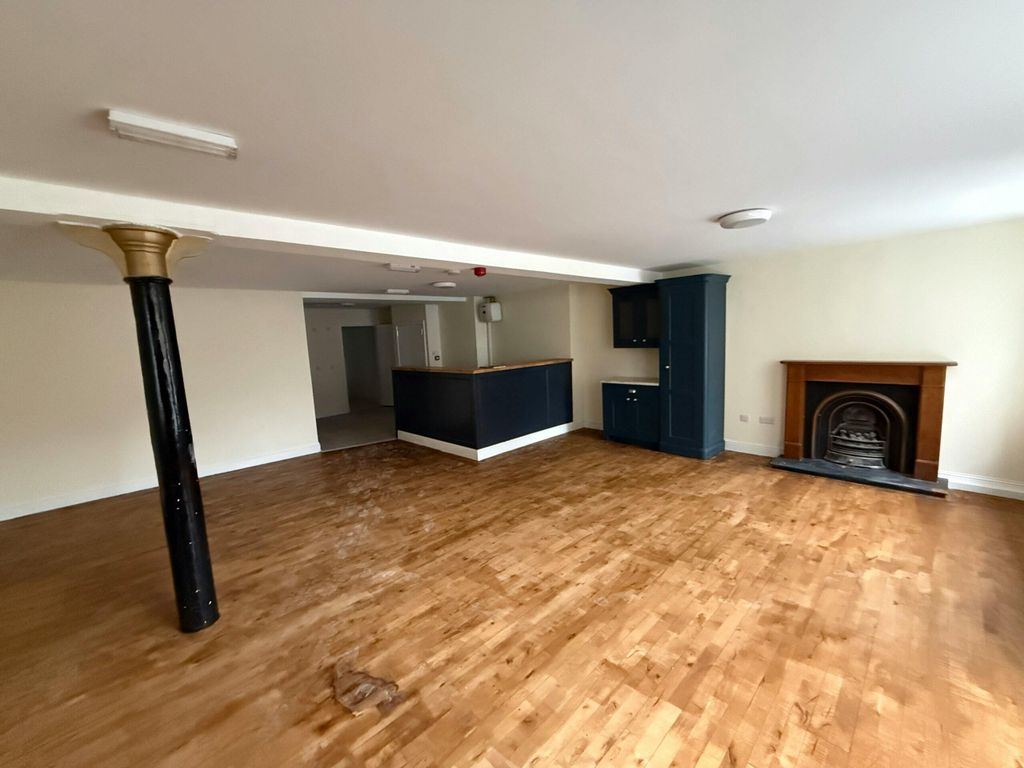 Property photo 3 of 9 Image 3