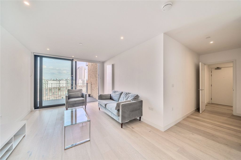 Property photo 2 of 29 Picture No. 52