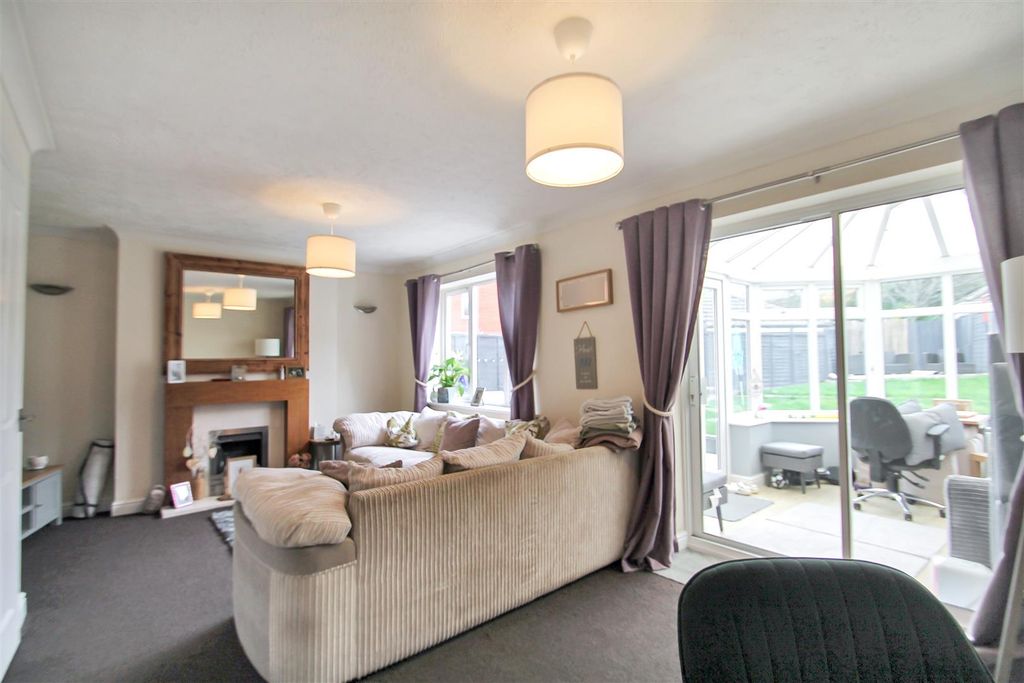 Property photo 3 of 16 Img_4743.Jpg