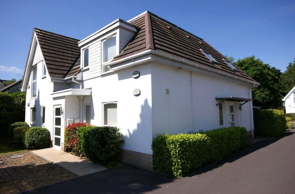 Property photo 1 of 9