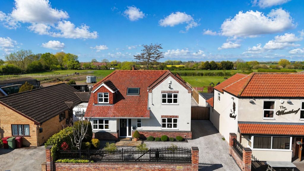 Property photo 1 of 29