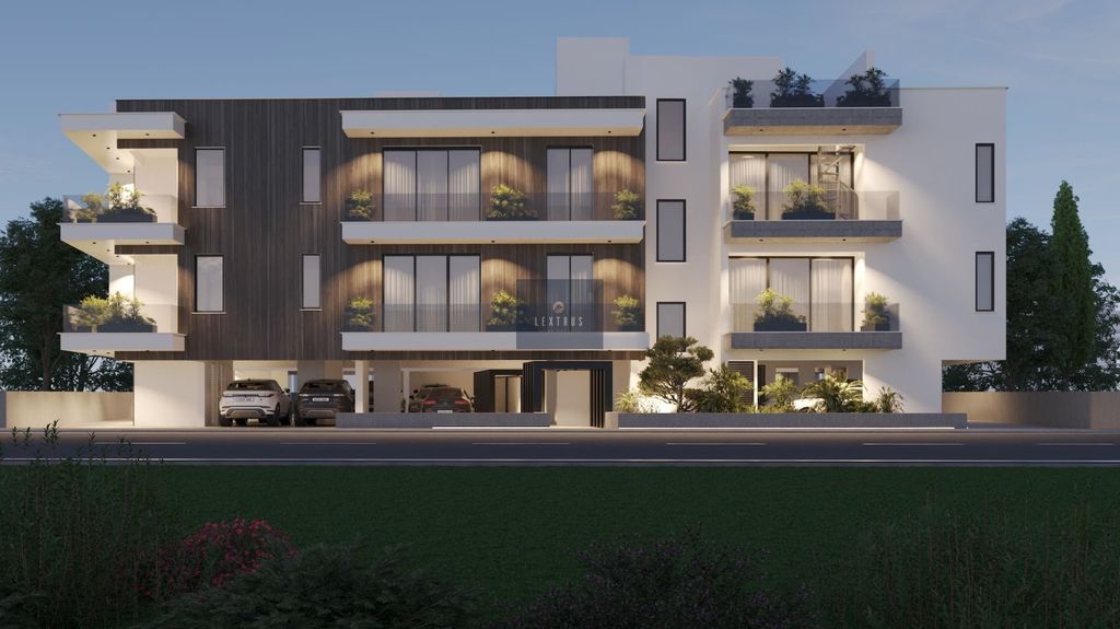 Property photo 1 of 5