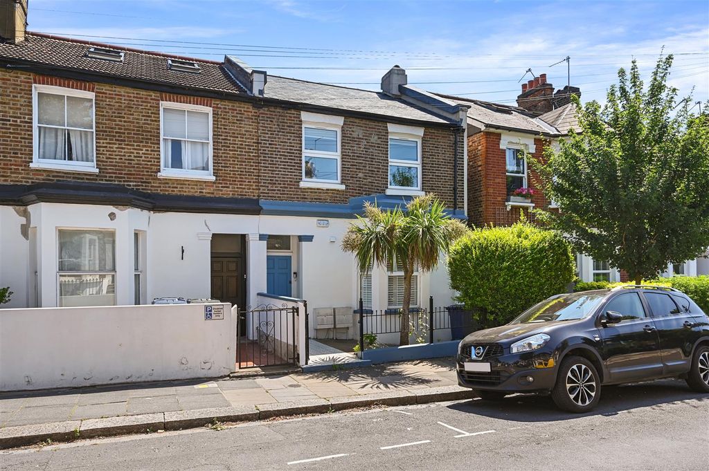 Property photo 1 of 10