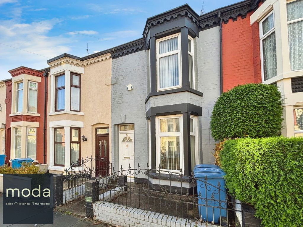 Property photo 2 of 11