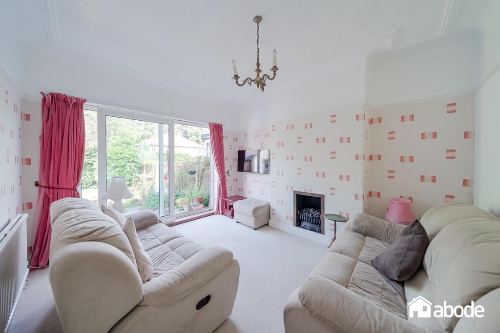 Property photo 3 of 25 Dsc05681-Hdr.Jpg