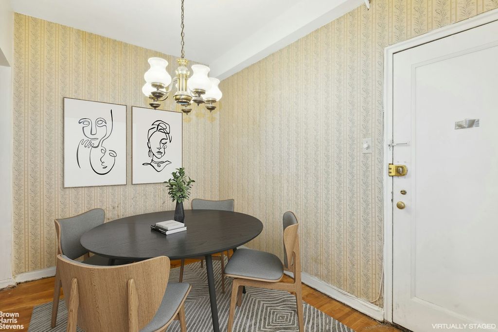 Property photo 2 of 12 <Alttext/>