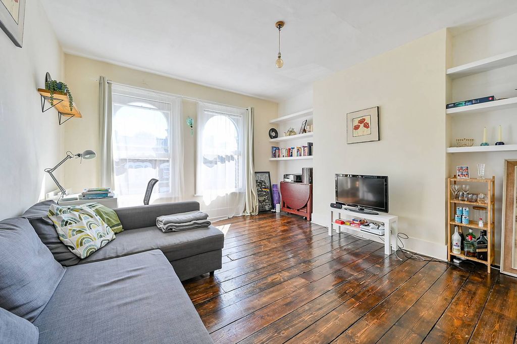 Property photo 1 of 7