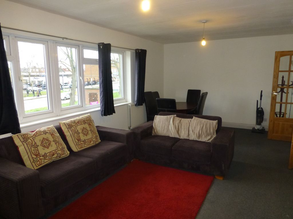 Property photo 1 of 3