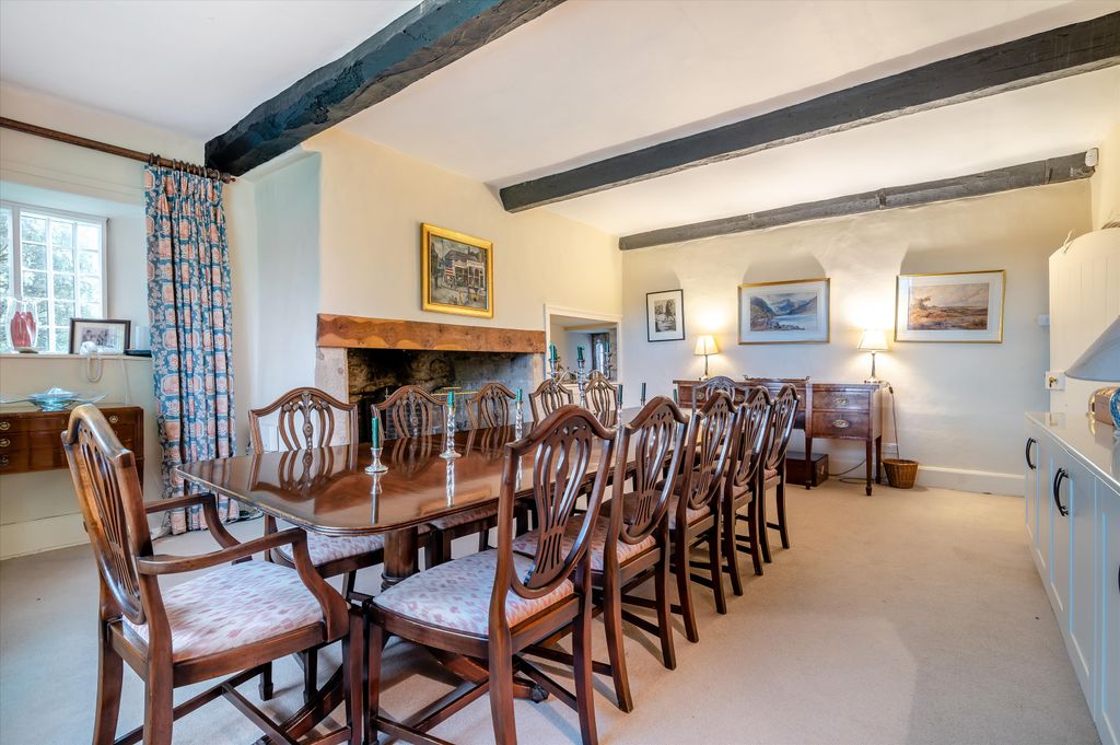 Property photo 3 of 55 Image