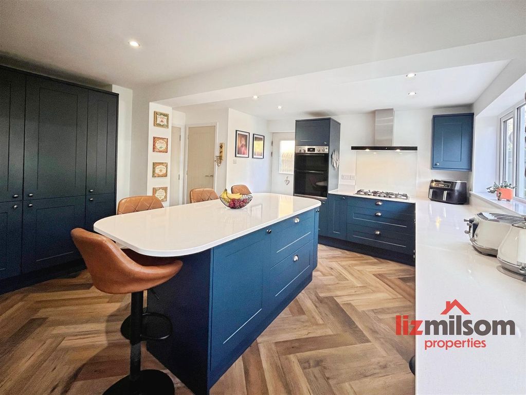 Property photo 3 of 33 1Ab27141-Img_7040.Jpg