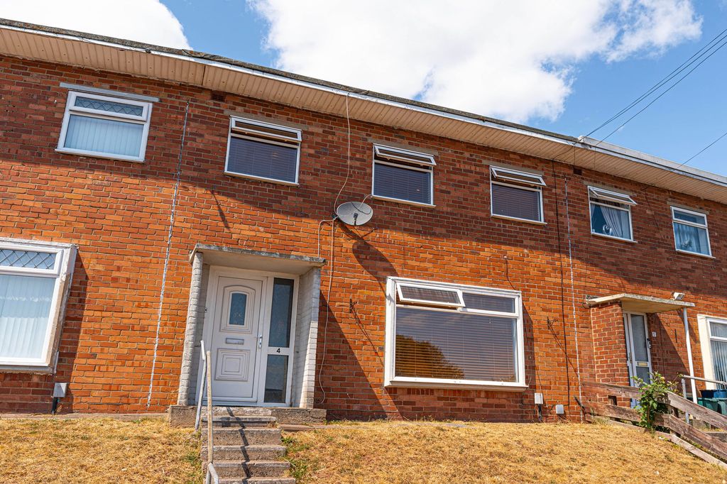 Property photo 1 of 39