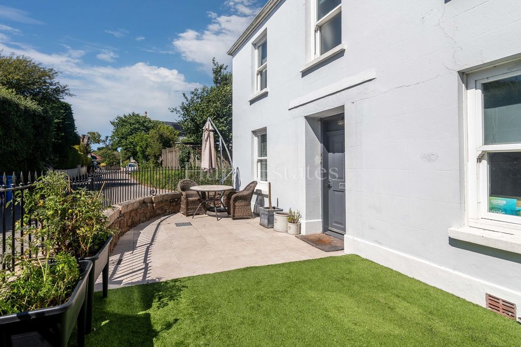 Property photo 2 of 24 Not Specified