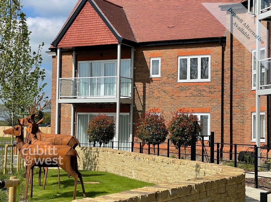 Property photo 1 of 14 Front