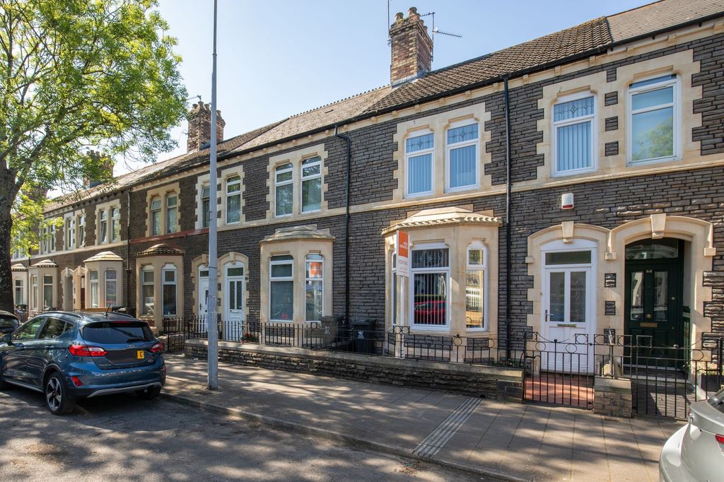 Property photo 1 of 31