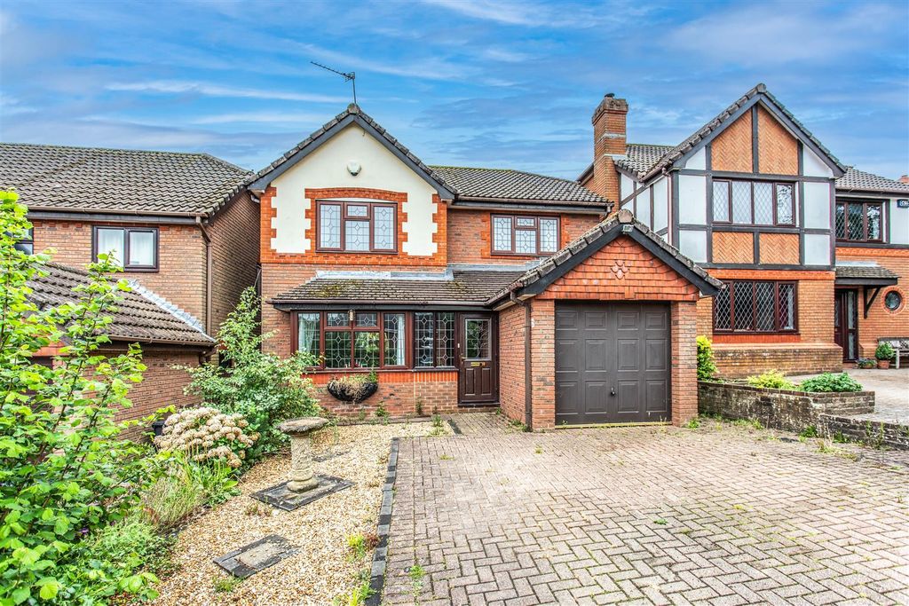 Property photo 1 of 17