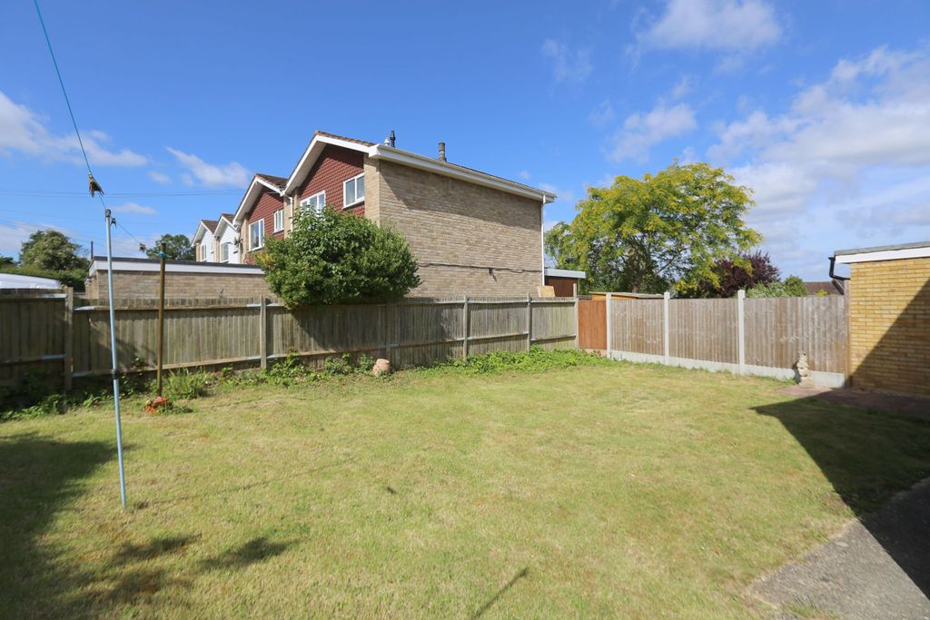 Property photo 2 of 10