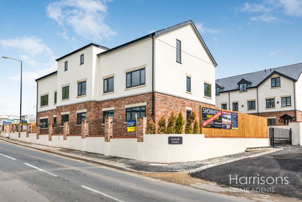 Property photo 1 of 13 2993791