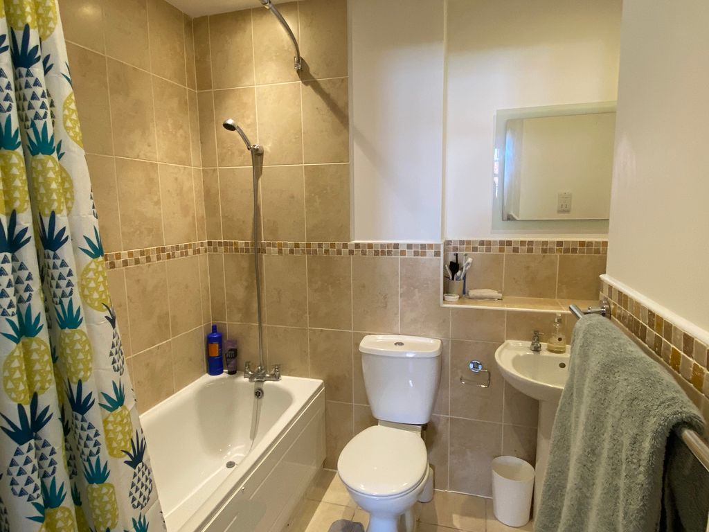 Property photo 3 of 7