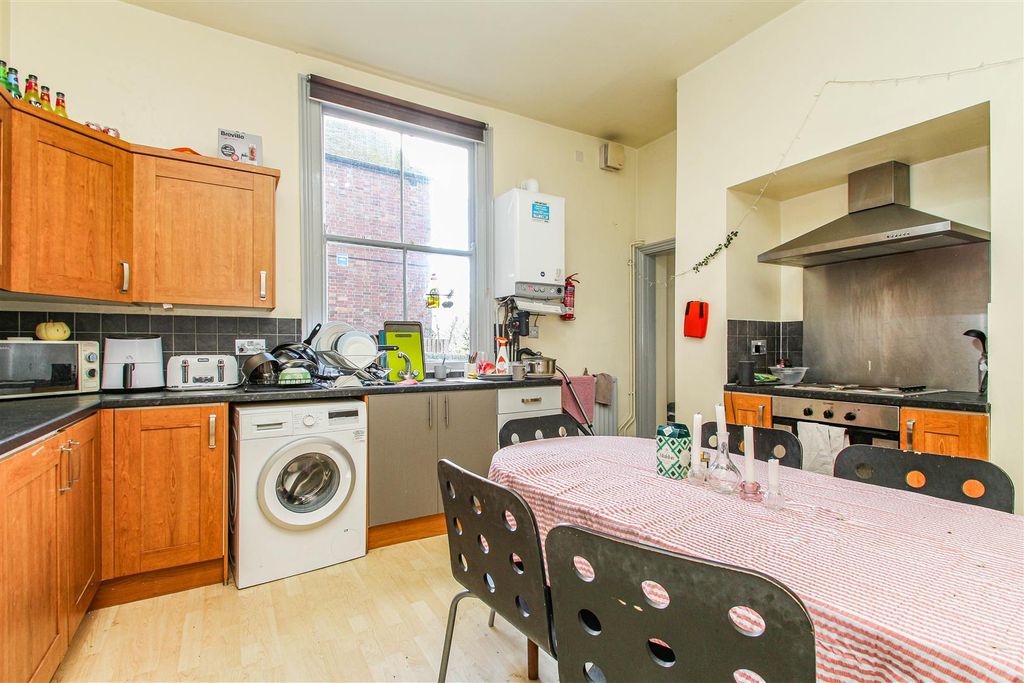 Property photo 2 of 16 Img_9043.Jpg