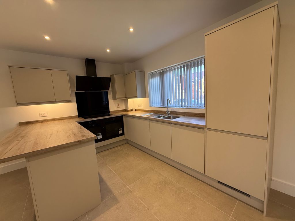 Property photo 2 of 17 View