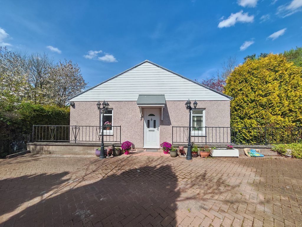 Property photo 1 of 44