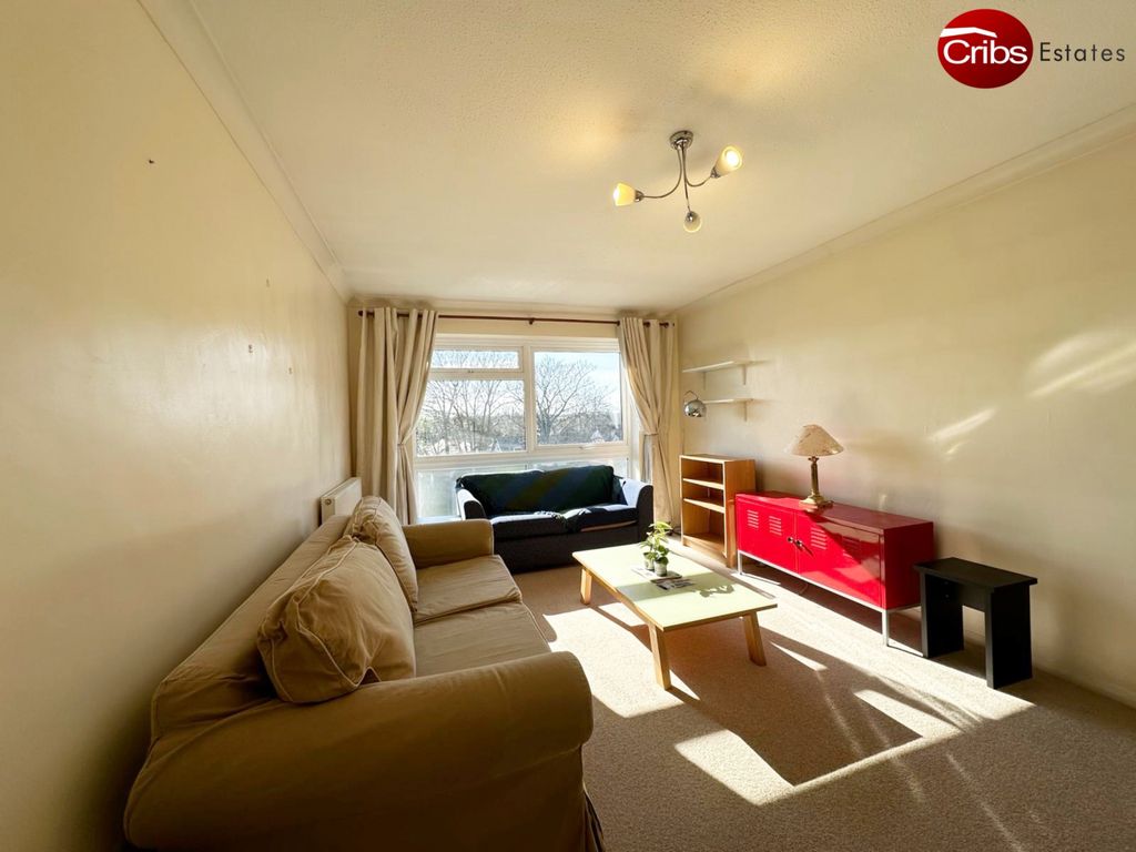 Property photo 3 of 9 Gallery