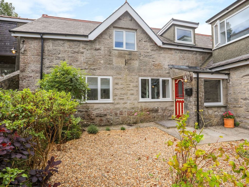 Property photo 3 of 52