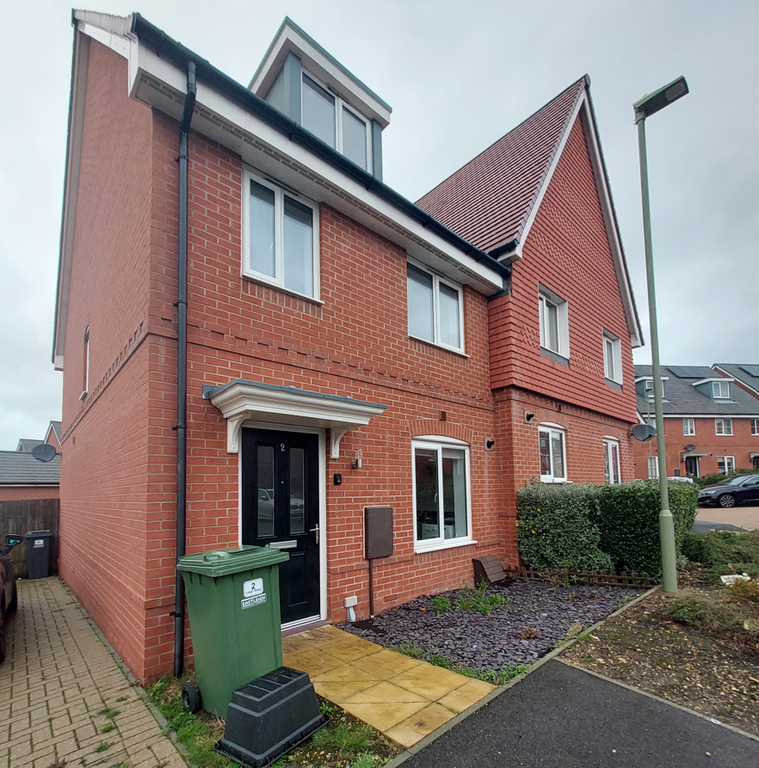 Property photo 1 of 8