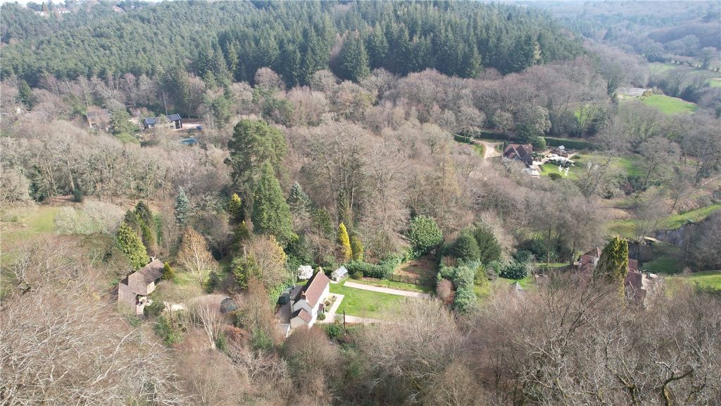 Property photo 2 of 15 Picture No. 17