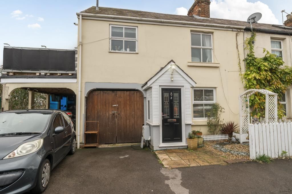 Property photo 1 of 21 External